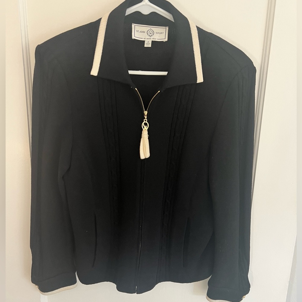 St. John sport sweater Knit Zip Front Blazer size M